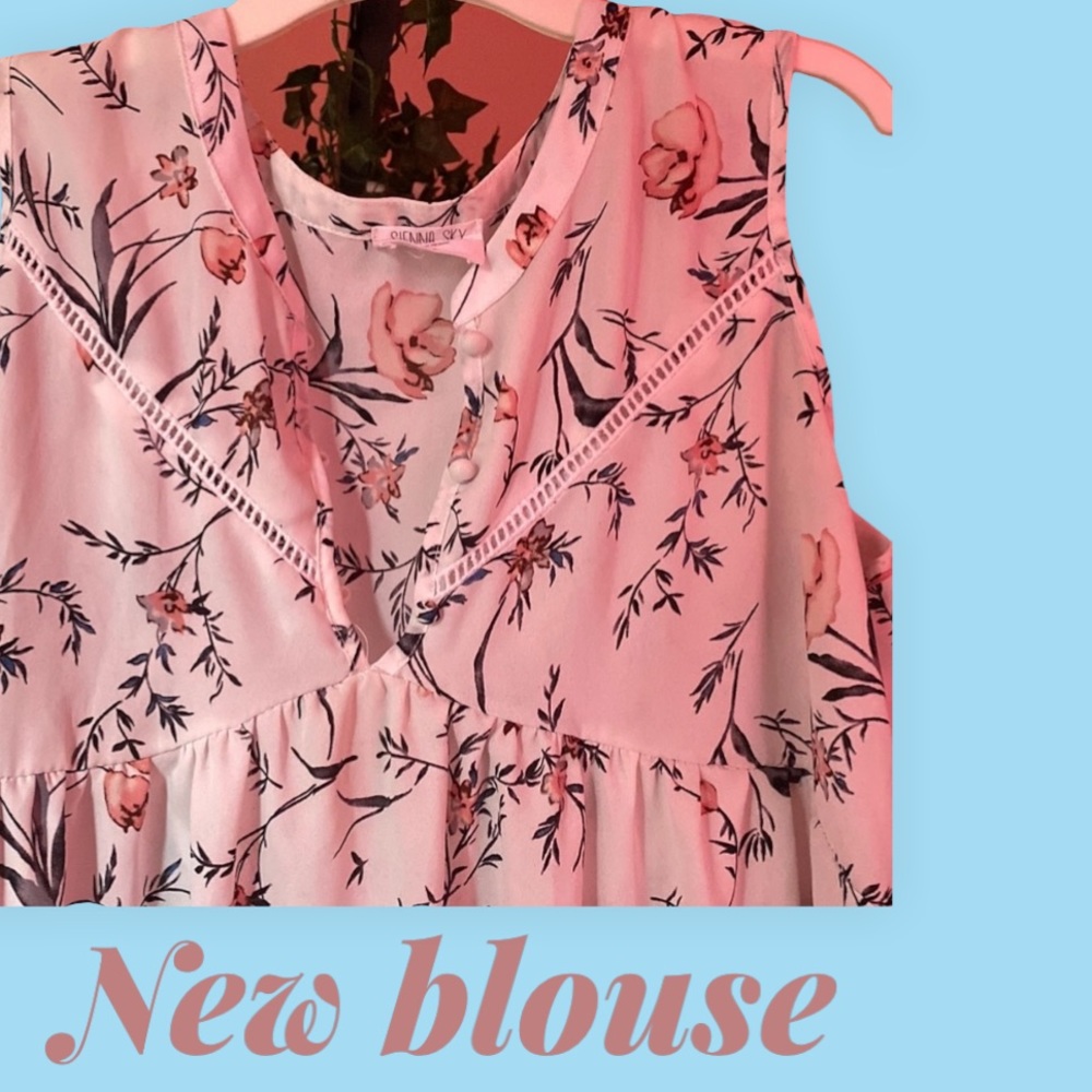 🤍 Sienna sky blouse 🤍
